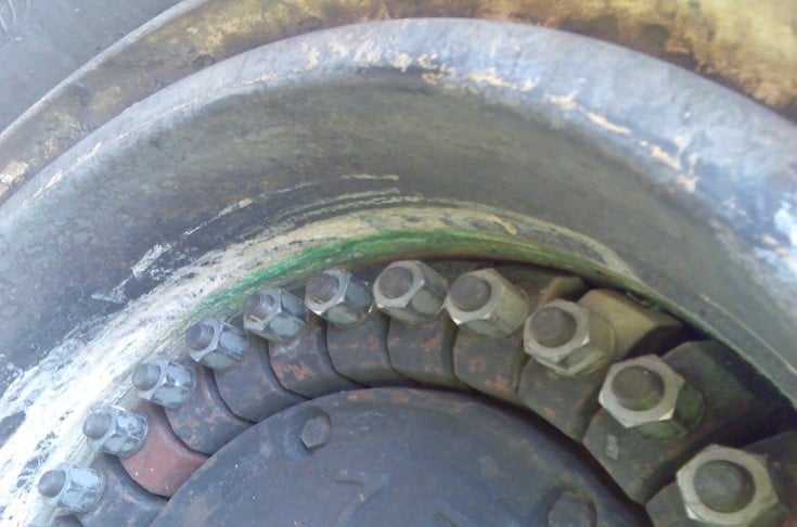 TireLife effectively highlights potentially dangerous components such as cracked rims, punctured tyres and leaking valves.